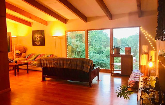 Manhattan House | The Hidden Treehouse