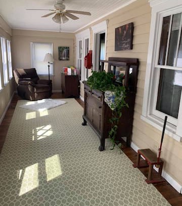 Upper Tract House | Pappy's Place at Smoke Hole