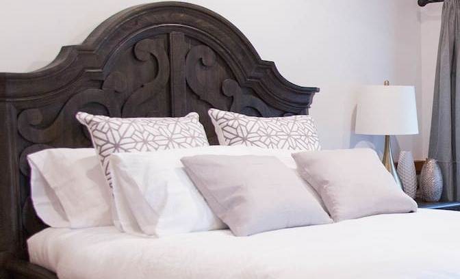 Hubbardsville Bed & Breakfast | The C. Hubb - Cobbler's Hideaway Room