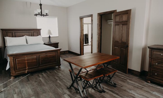 Nebraska City House | The Camp Event Lodging