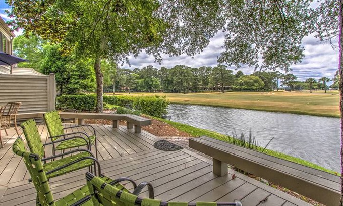 Sea Pines Villa | 190 Twin Oaks-WOW! View of the famous Harbour Town Golf Links/FULLY RENOVATED