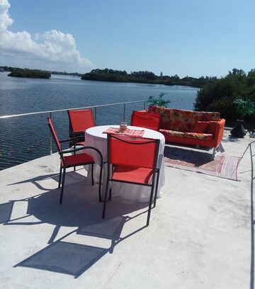 Nokomis Boat Rental | Sea turtle Houseboat,Sarasota Cty, Fl, scullers!