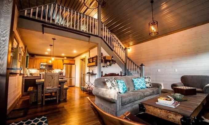 Old Washington Cabin | Wooly Bear Cabin-Secluded-5 Minutes From Salt Fork
