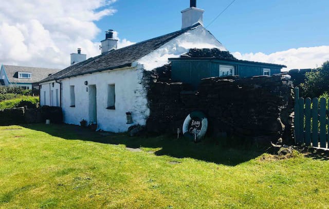 Slate Islands Cabin | Reay Cottage, Easdale Island, by Oban, Argyll