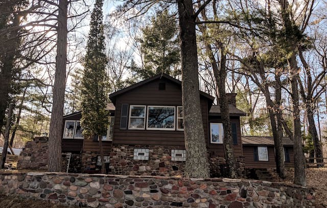 Spooner House | Rustic Private Oasis on Middle McKenzie Lake