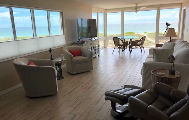 Venice Apartment | Aloha Unit 2 Beachfront Best Beach Views in Venice