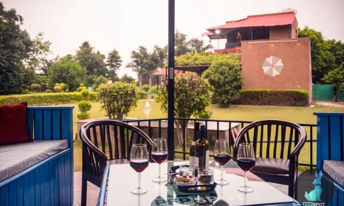 Bissar Akbarpur House | THE PEPFARM- Farm house for parties