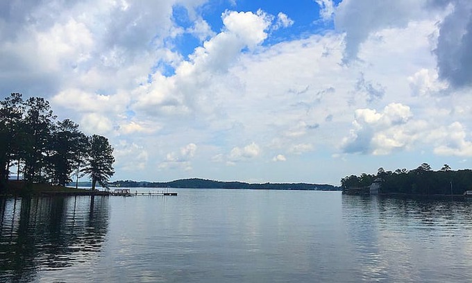 Dadeville Cabin | Carrolls' Cottage: Private Shoreline, New Dock