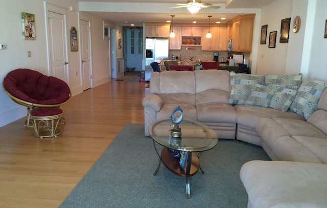Wildwood Crest Apartment | Coastal Colors Condo-WC NJ - Pools Open Thru 9/30