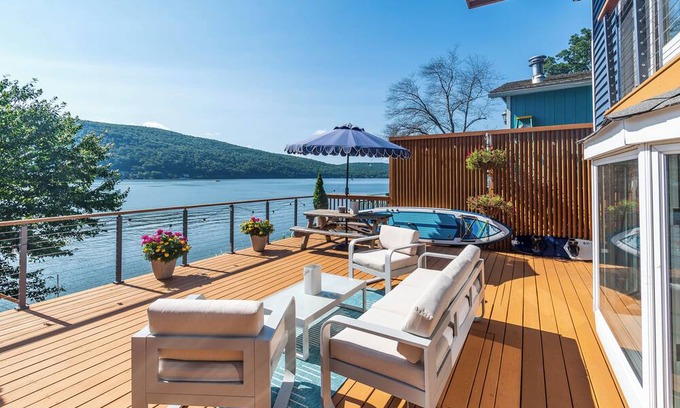 Greenwood Lake House | Spacious and modern lakefront home 1 hour from NYC