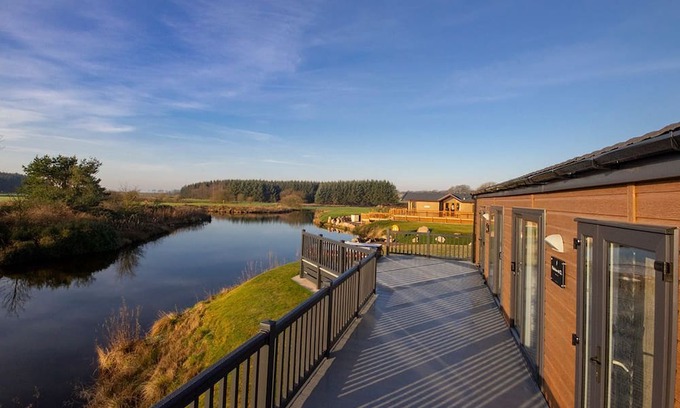 Annan Cabin | 2 bedroom accommodation in Annan