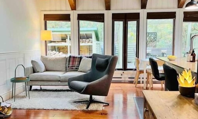 Orford Ski Chalet | Cottage in the village of Orford