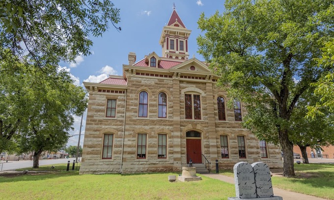 Throckmorton Cottage | Cow Co. Cottages - One Block Away From Downtown Shopping, Dining, & More!