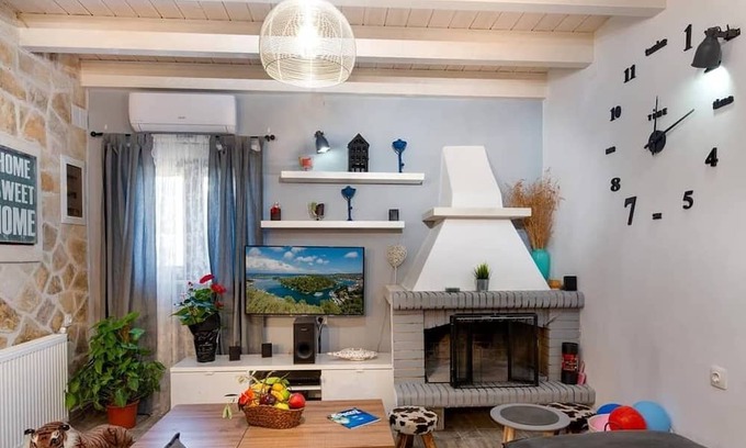 Gaios House | hara luxury house