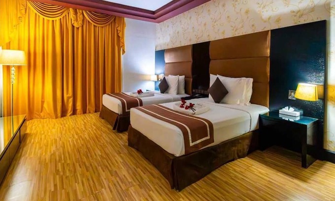 Ras Al Khaimah Hotel | Belvilla Mangrove Waterfront Suites