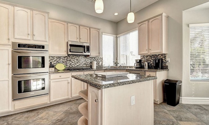 Greenfield Lakes House | Spacious 4-bedroom house in marvelous Gilbert