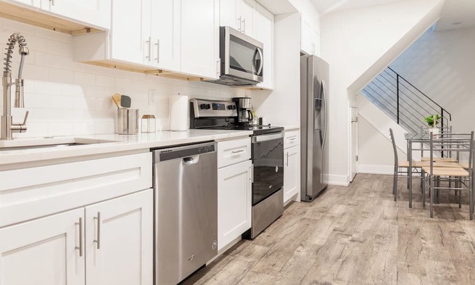 North Philadelphia East Apartment | Philly 1829 E - 2BD Apt 5