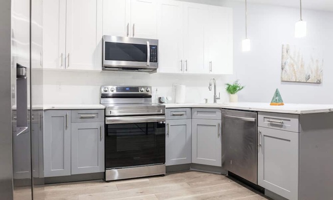 North Philadelphia East Apartment | Philly Fairhill Apt 1 New 4BD