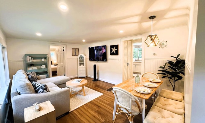 Campground Landing House | New! Coastal Comfort~Walk to Beach~3bd