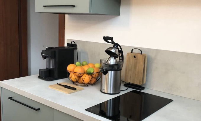 Lonigo Apartment | Apartment 'Il Piccolo Scrigno' with Wi-Fi and Air Conditioning