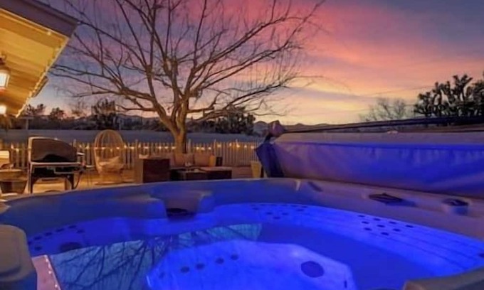 Yucca Valley House | Remodeled 4BR Joshua Tree home w/Hot Tub!