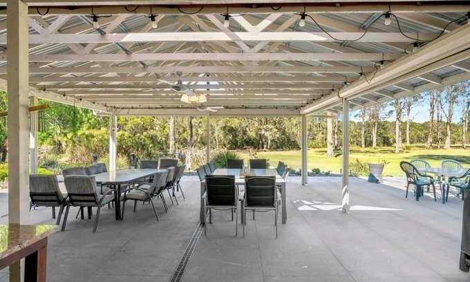 South Nowra House | Tranquillity awaits, close to Jervis Bay beaches