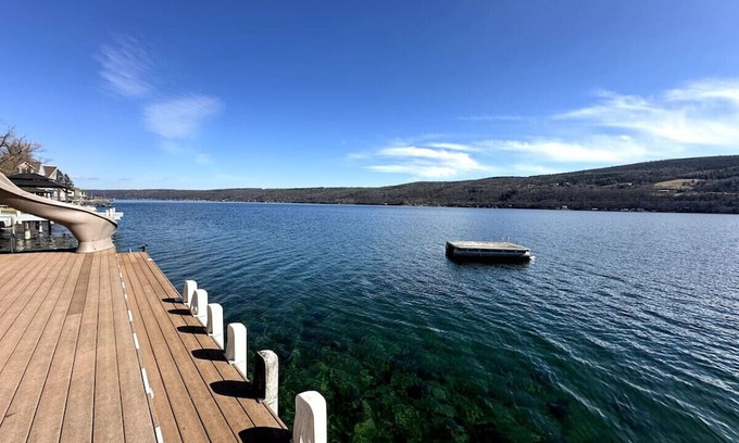 Hammondsport House | The Dockaholic on Keuka Lake