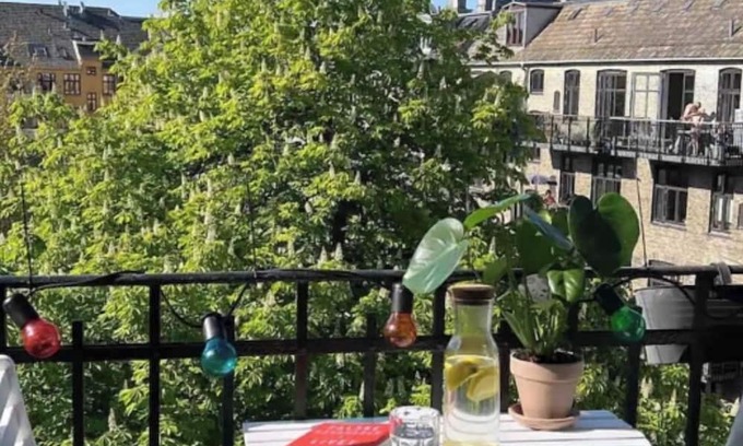 Vesterbro Apartment | Family-friendly romantic apartment in Copenhagen central