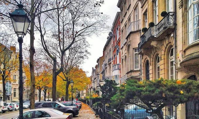 Ixelles Apartment | Aparthotel Molière - Hue Connected - Part-renovated, beautifull and luminous!