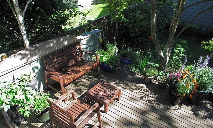 Arbutus Ridge House | Lovely heritage home on quiet street in Kitsilano steps to shopping and transit
