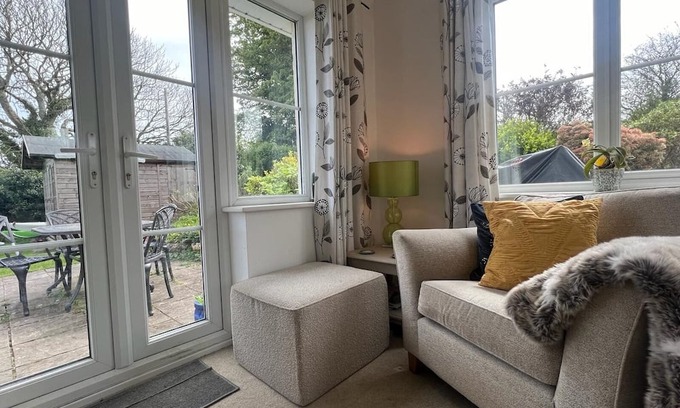 Felinwynt Cottage | Peaceful detached family house with sea views and short walk to the beach.