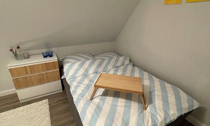 Schnelsen House | Cozy room in a beautiful home with easy access to anywhere in the city.