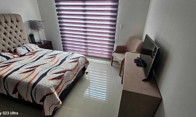 Aguascalientes House | CASA DE 3 PIZOS 3 RECAMARAS 3 BAŃOS Y MEDIO ,BALCON /VISTA Y ROOF GARDEN C