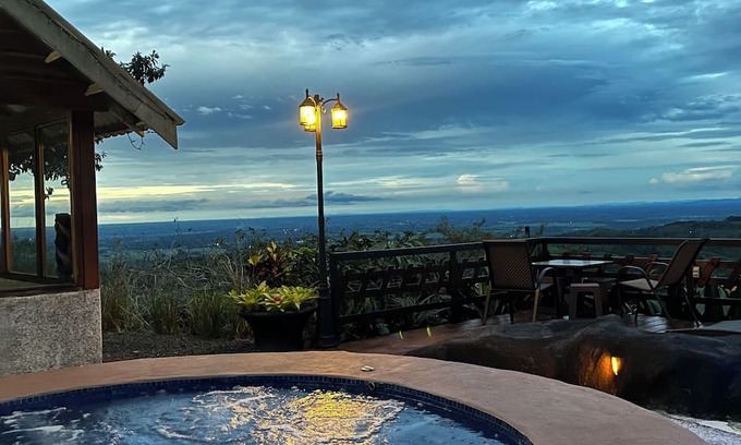 Penjamo Cabin | Agradable Cabaña de Montaña - El Roble