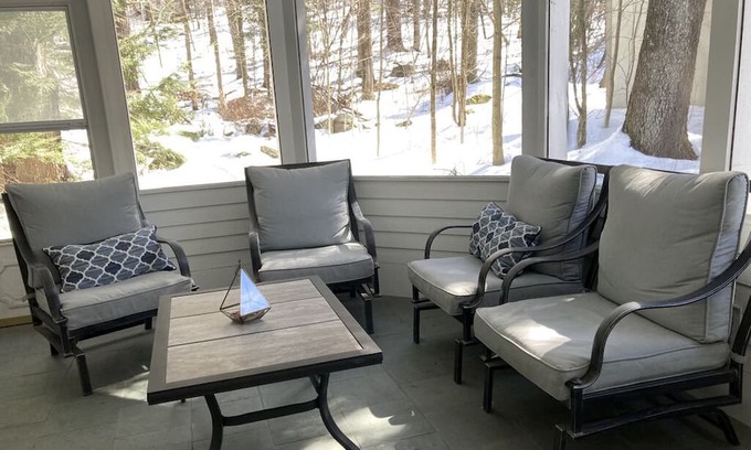 Hanover House | Hanover Home -Walkable to campus