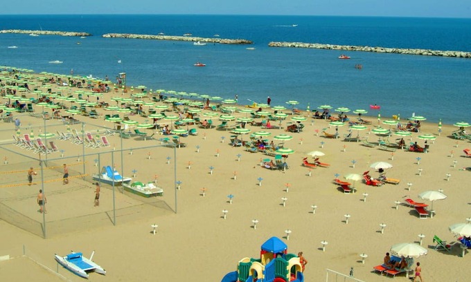 Viserba Apartment | Nice apartment for 4 people with WIFI, A/C and balcony