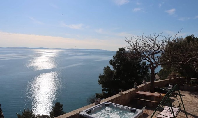 Stobrec Apartment | Super Horizont Beach House Apartment, With the Best View in Dalmatia!