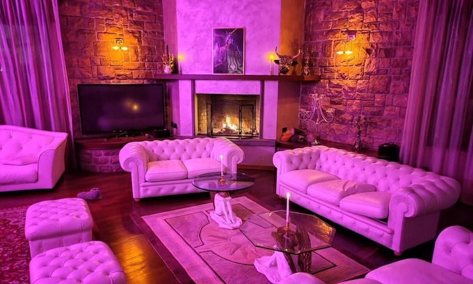 Dalmine Villa | Stylish luxury Villa Eleganza with pool, garden, SPA and party area