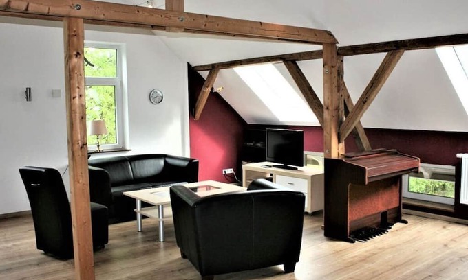 Ihlow House | Stiekelstack Modern retreat