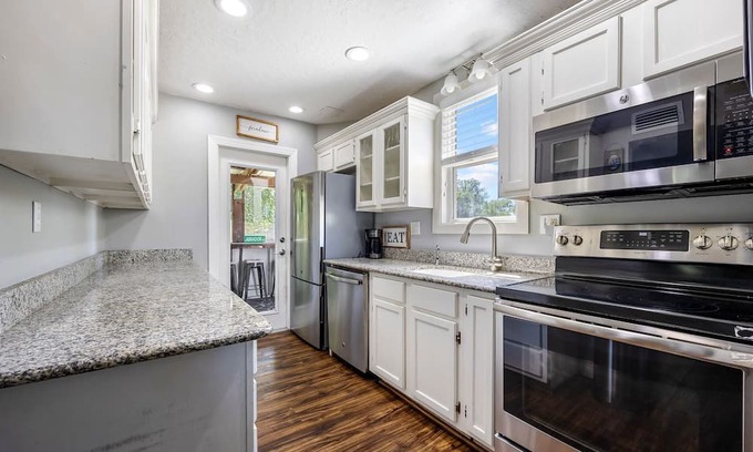 Merritt Island House | Charming quaint home, bordering Kennedy Space on a 5 acre equestrian estate.
