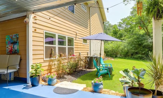 Stone Mountain House | STONE MOUNTAIN PARK JUST 5 MINUTES AWAY