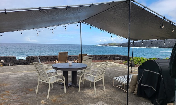 Captain Cook Apartment | Milolii Ocean Front Studio