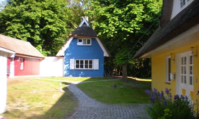 Ostseebad Ahrenshoop Apartment | Holiday apartment Landhaus Butt