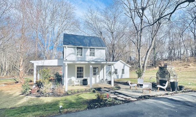 Hamilton House | Historic gem in the heart of downtown Hamilton! Trees and a private stream