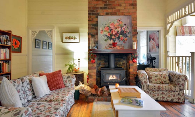 Drysdale House | 'Willow Cottage' Serene Stay in the Heart of Town