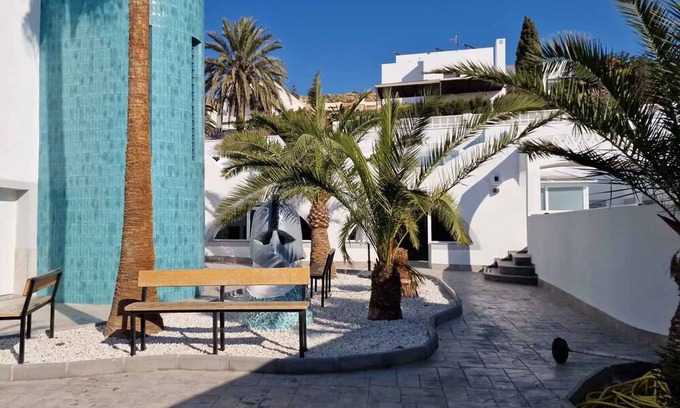 Almerimar House | Holiday Home 'Apartamento Gaviota 10' with Shared Terrace, Wi-Fi and Air Conditioning