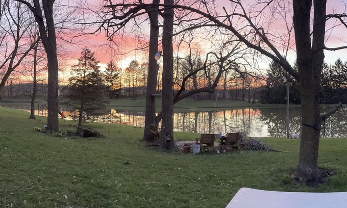 Middleburg Apartment | The Coop Inn