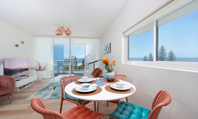 Coolangatta Apartment | Kirra Family Surf Gem: Beach, Pool, Sauna, Gym