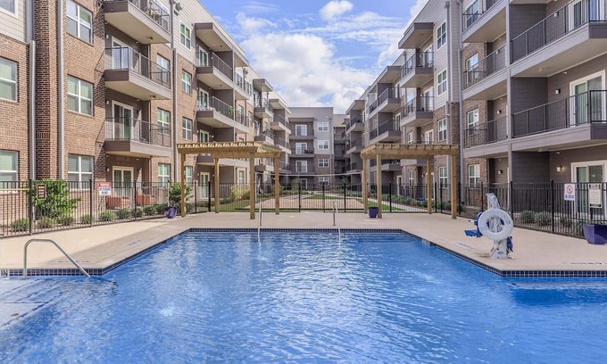 George Bush Park/Eldridge Apartment | ✨Brand New Luxurious, Spacious, Gated 2bd Apt
