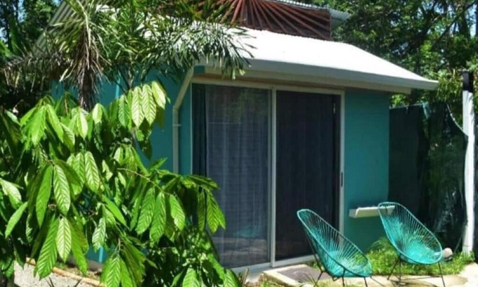 Cocles Cabin | El Tucán Feliz - Little guest house 5 minutes walk to the beach!